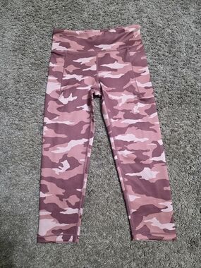 Athleta Girls' Pink Camo Leggings